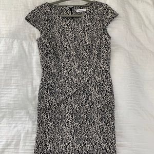 Black and white cap sleeve dress